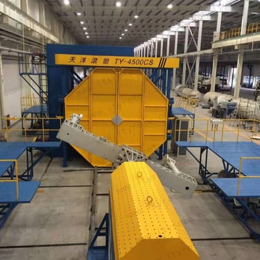 shuttle rotomolding machine