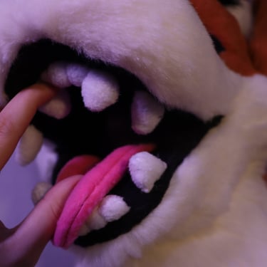 Fox fursuit mouth made by dizzyav8r in association with Teto creations featuring full lining, 2d eyes and a pick able nose