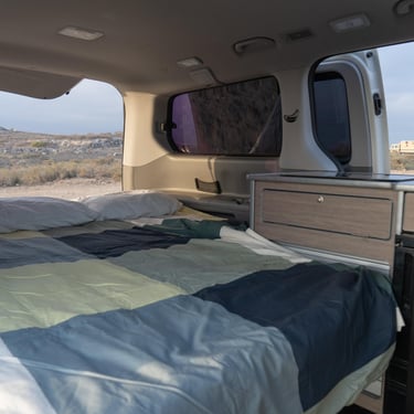 Hiunday Starex H-1. Furgoneta Camper EXPLORER. Cama. Macaronesiavan.com