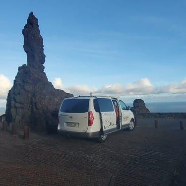 Hiunday Starex H-1. Furgoneta Camper EXPLORER. VIstas en Tenerife. Macaronesiavan.com
