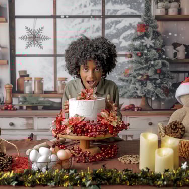 fotografía de navidad de un niño con una tarta