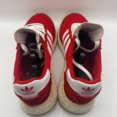 KicksReboot carried out a comprehensive renovation of Adidas Iniki Runner shoes, photo taken after the process