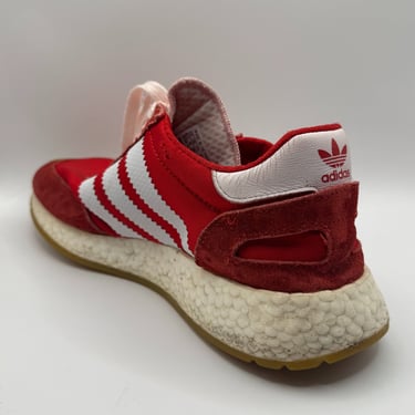 KicksReboot carried out a comprehensive renovation of Adidas Iniki Runner shoes, photo taken before the process