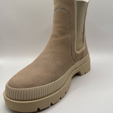KicksReboot did a basic cleaning of the Gant Frenny suede boots, they were in good condition, photo taken after the process
