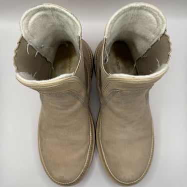 KicksReboot did a basic cleaning of the Gant Frenny suede boots, they were in good condition, photo taken before the process