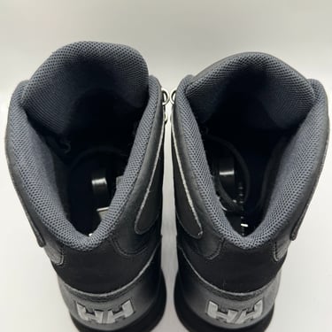 KicksReboot did a deep renovation of Helly Hansen Koppervik, dyeing of suede, photo taken after the process