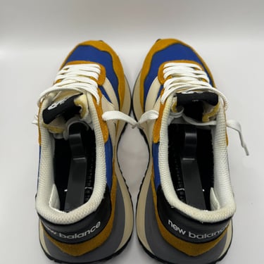 KicksReboot did a basic cleaning of New Balance 237 shoes, they were in good condition, photo taken after the process