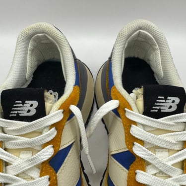 KicksReboot did a basic cleaning of New Balance 237 shoes, they were in good condition, photo taken after the process