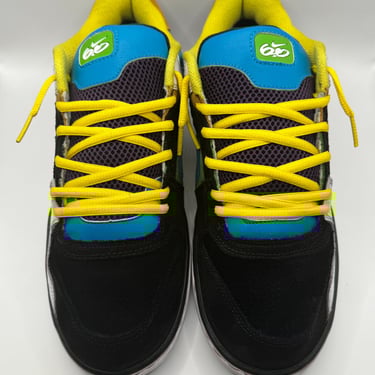 KicksReboot carried out a renovation of Nike 6 Zoon Oncore, dyeing of suede, the photo was taken after the process