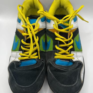 KicksReboot carried out a renovation of Nike 6 Zoon Oncore, dyeing of suede, the photo was taken before the process