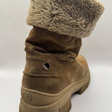KicksReboot did a deep cleaning of Tommy Hilfiger suede shoes, photo taken before the process
