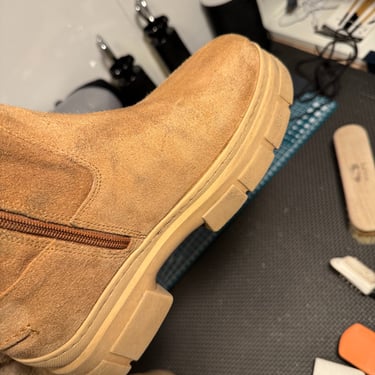 KicksReboot did a deep cleaning of Tommy Hilfiger suede shoes, photo taken during the process