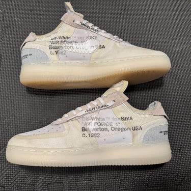 KicksReboot performed a renovation very rare Nike Air Force 1 Off-White The Ten shoes, photo taken after the process