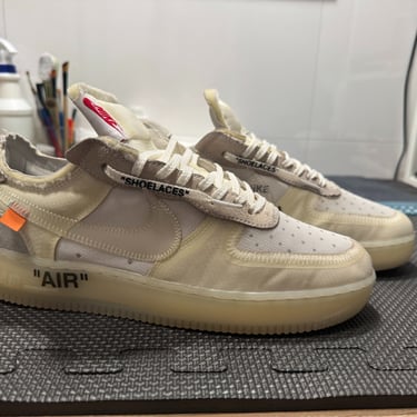 KicksReboot performed a renovation very rare Nike Air Force 1 Off-White The Ten shoes, photo taken after the process