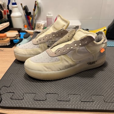 KicksReboot performed a renovation very rare Nike Air Force 1 Off-White The Ten shoes, photo taken during the process