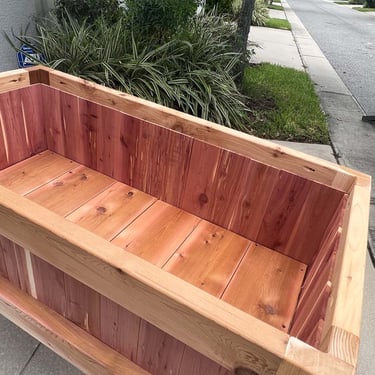 Picture of wood pot designed by White and Wood Custom Carpentry in Orlando Florida