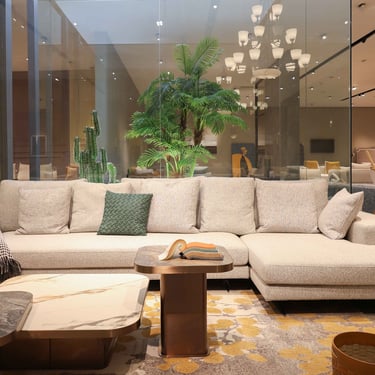 Modern Minimalism: Sofa Set