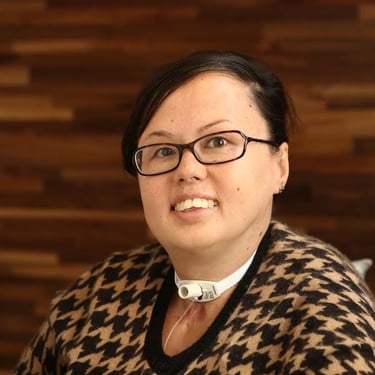 Photo of professional headshot of Stacey 