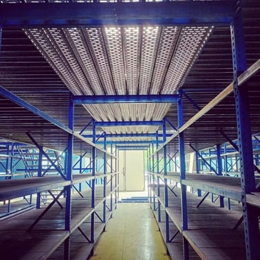 scaffalatura soppalcata