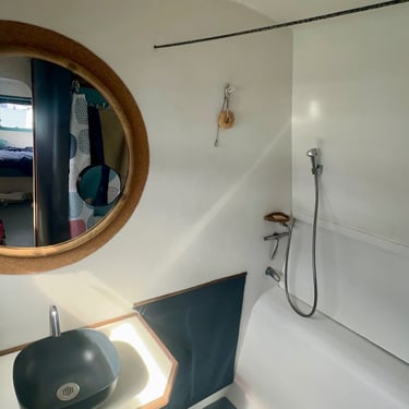 salle de bain master arrière babord