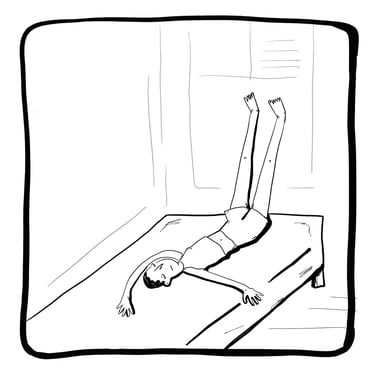 Persona recostada de espaldas en una cama con las piernas elevadas apoyadas contra la pared.