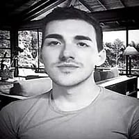 Cavan Emmanuel, un décorateur d'intérieur situé à Toulon