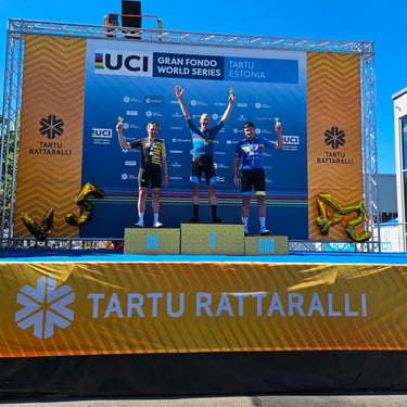 Marius Bujokas podiumas UCI gran fondo