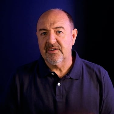 Martin Osner, co-founder of Art Photography Academy, inspiring creative photographers.