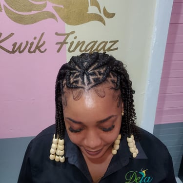 short cornrow design with boho braid design at the back