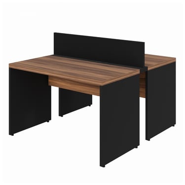 ESTAÇÃO DE TRABALHO DUPLA COM PONTOS DE TOMADA E DIVISÓRIA - 1,20X1,35 - PARA DUAS PESSOAS