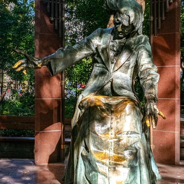 Front view of the Liszt statue, showing his presence and detailed craftsmanship.