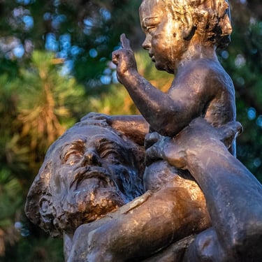 Side view of Saint Christopher carrying the child Jesus, emphasizing guiding strength.