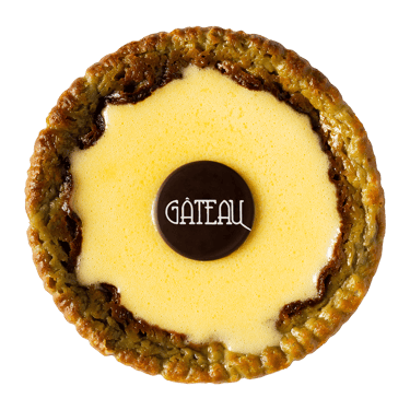 Schmandtarte mit Matcha, Passionsfrucht & Valrhona Ivoir | Gâteau Pâtisserie | Porte Neuf | Detmold