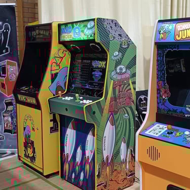 Maquinas arcade en Friki-con, evento friki en Madrid