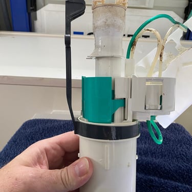 Scaled up flush valve with a faulty Pneumatic control