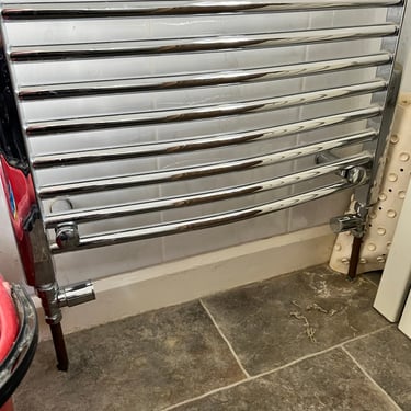 towel rail upgrade, same width but height increased