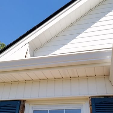 House wash in Rogersville, Tn 37857 near me by Bobs Pressure Washing LLC in Bulls Gap, Tn 37711 3