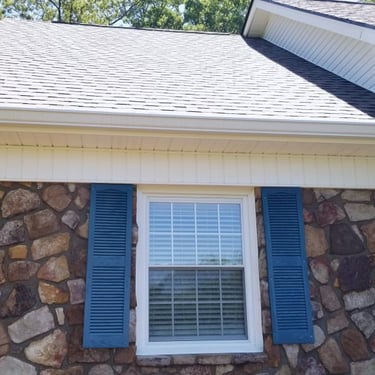 House wash in Rogersville, Tn 37857 near me by Bobs Pressure Washing LLC in Bulls Gap, Tn 37711 18