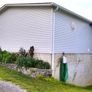 House wash in Mooresburg, Tn 37811 near me by Bobs Pressure Washing LLC in Bulls Gap, Tn 37711 4