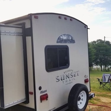 Camper wash in Bean Station, Tn 37708 near me by Bobs Pressure Washing LLC in Bulls Gap, Tn 37711 1