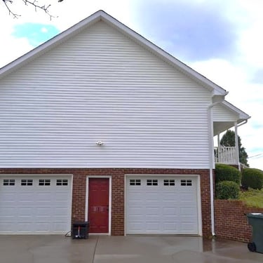 House wash in Bulls Gap, Tn 37711 near me by Bobs Pressure Washing LLC in Bulls Gap, Tn 37711 12