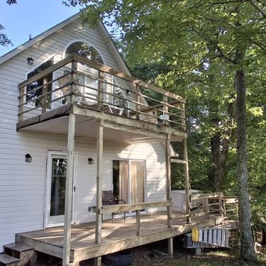 Vinyl and deck wash in Chelaque estates in Mooresburg, Tn 37811 by Bobs Pressure Washing services 14
