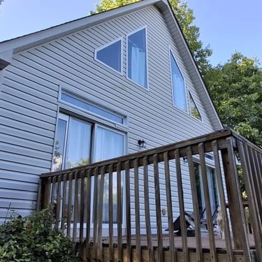 Vinyl and deck wash in Chelaque estates in Mooresburg, Tn 37811 by Bobs Pressure Washing services 3