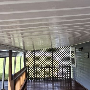 Vinyl house wash in Mooresburg, Tn 37811 by Bobs Pressure Washing services 20