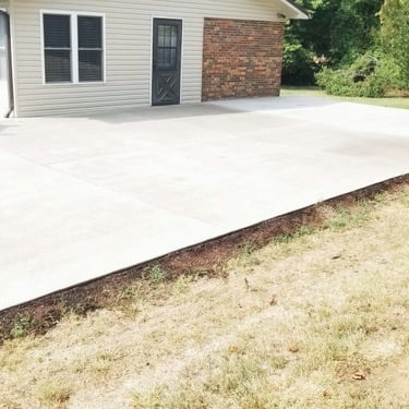 Concrete driveway cleaning in Rogersville, Tn 37857 near me by Bobs Pressure Washing LLC in Bulls Gap, Tn 37711 10