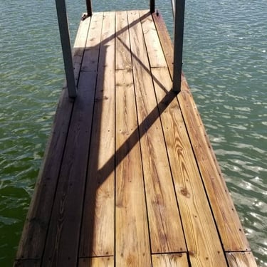 Boat house dock Cleaning in Morristown, Tn 37813 37814 near me by Bobs Pressure Washing LLC in Bulls Gap, Tn 37711 28