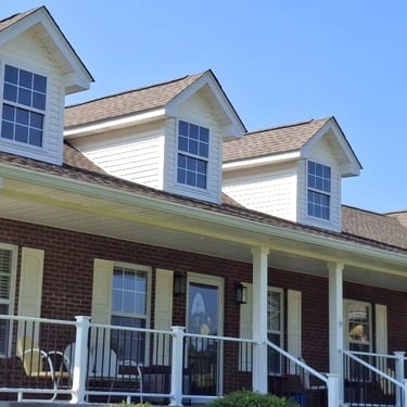 House wash in Russellville, Tn 37860 near me by Bobs Pressure Washing LLC in Bulls Gap, Tn 37711 3