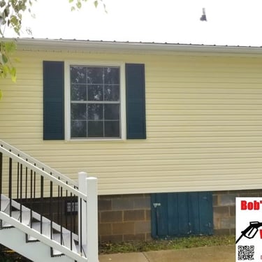 House wash in Whitesburg, Tn 37891 near me by Bobs Pressure Washing LLC in Bulls Gap, Tn 37711 1