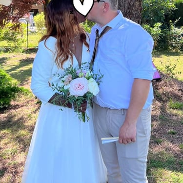 Bouquet de fleurs séchées, tons blanc et rose pâle, réalisé par l'Ensorce'Fleurs