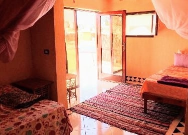 estudio máximo 6 dentro de la puerta